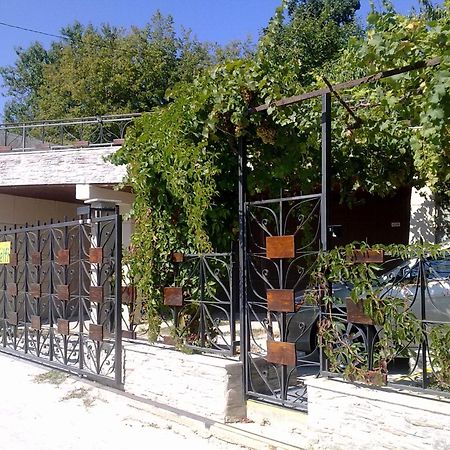 Villa Elfi غولدن ساندز المظهر الخارجي الصورة