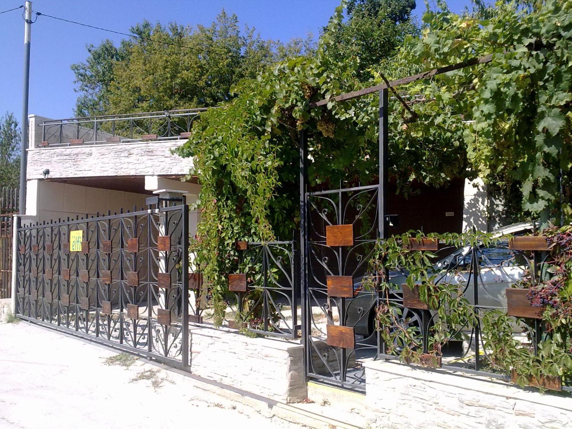 Villa Elfi غولدن ساندز المظهر الخارجي الصورة